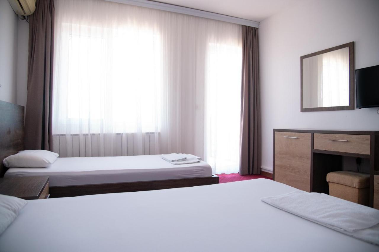 Hotel Istatov 노프 도이란 외부 사진