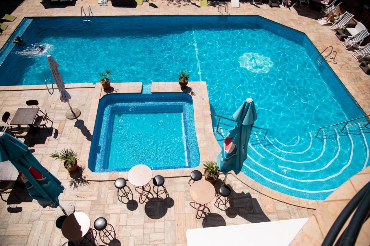 Hotel Istatov 노프 도이란 외부 사진