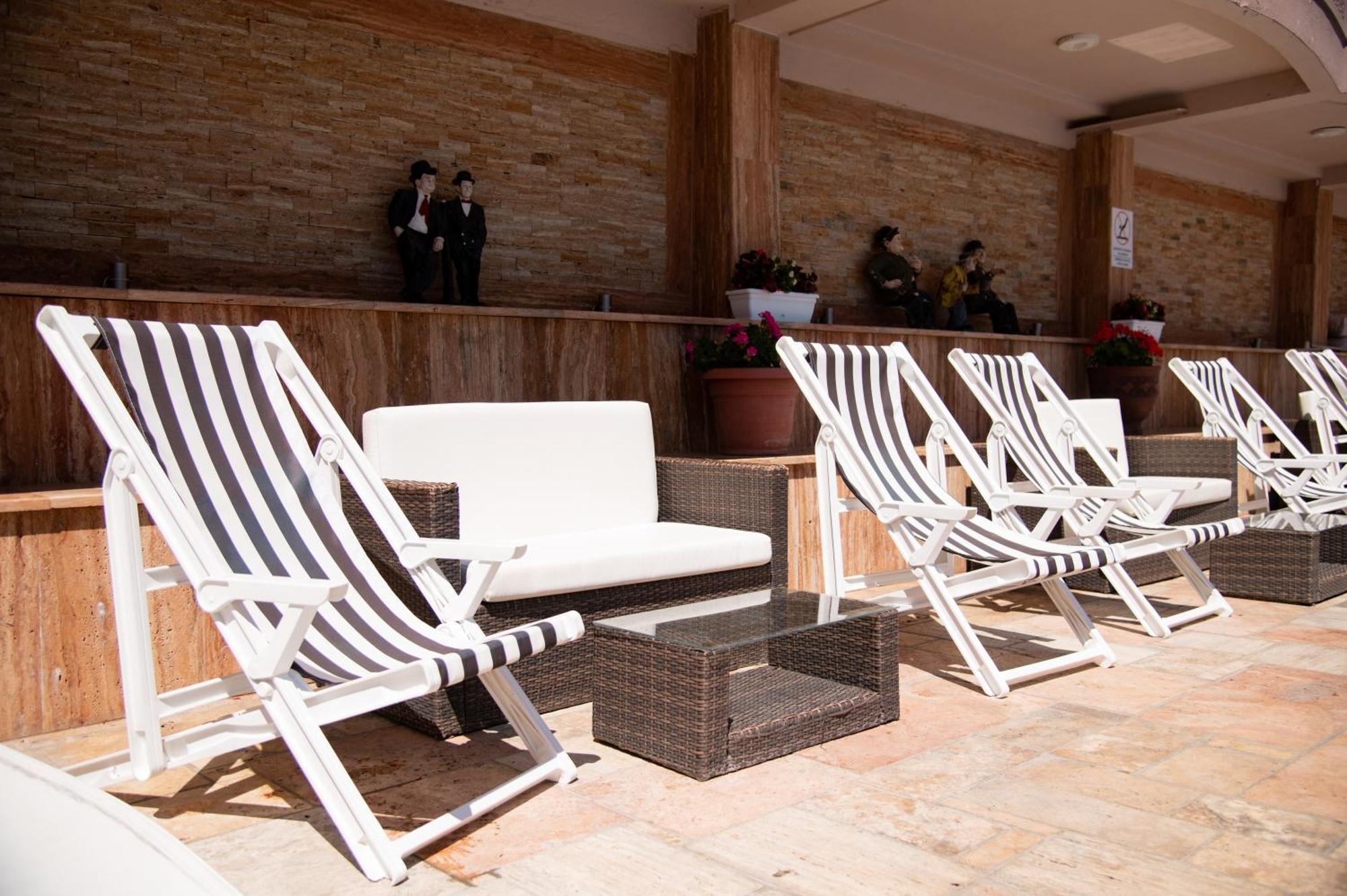 Hotel Istatov 노프 도이란 외부 사진