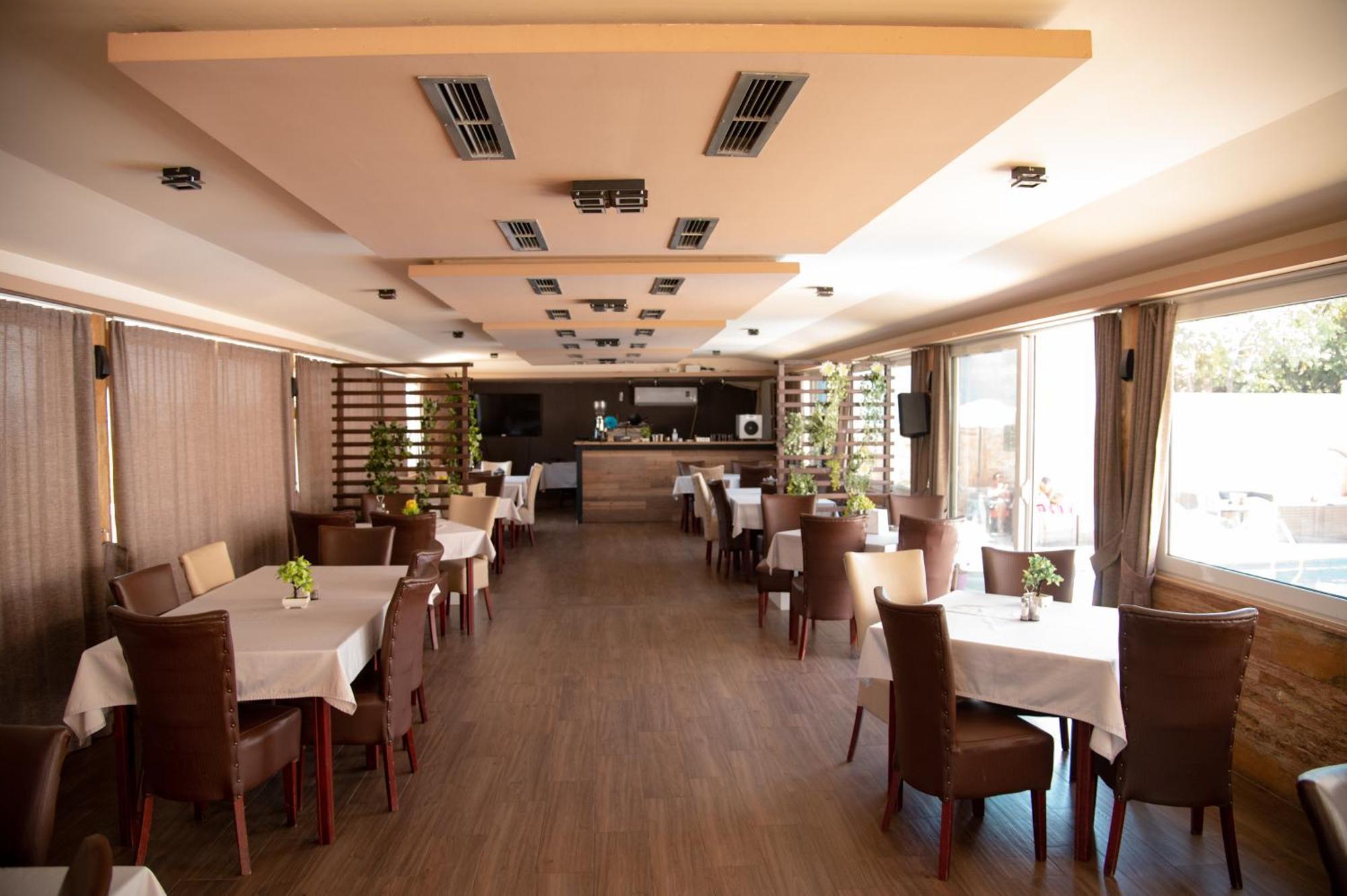 Hotel Istatov 노프 도이란 외부 사진